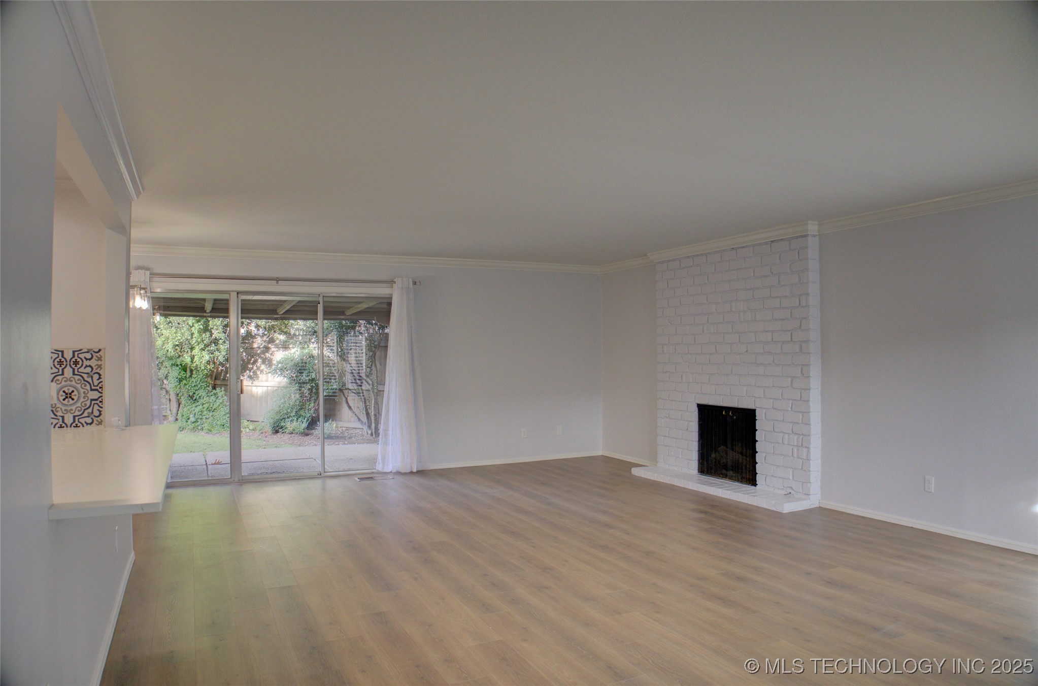 5206 S Harvard Avenue 106 Property Photo 5