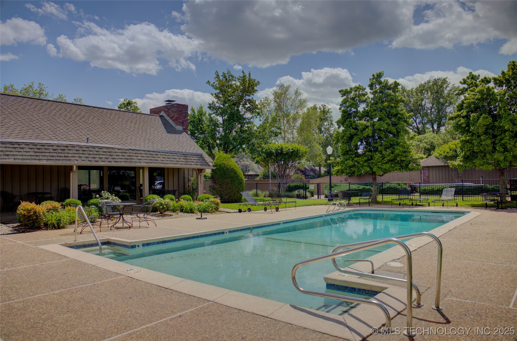 5206 S Harvard Avenue 106 Property Photo 44