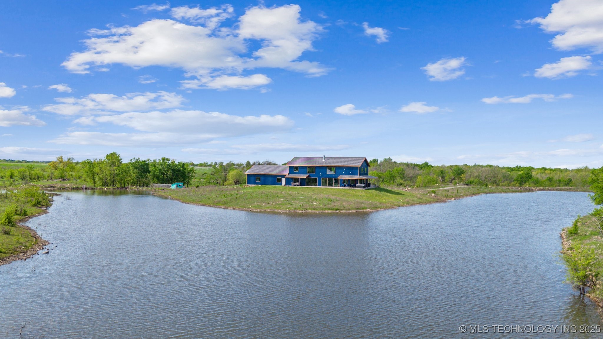 9501 S 4170 Road Property Photo 13