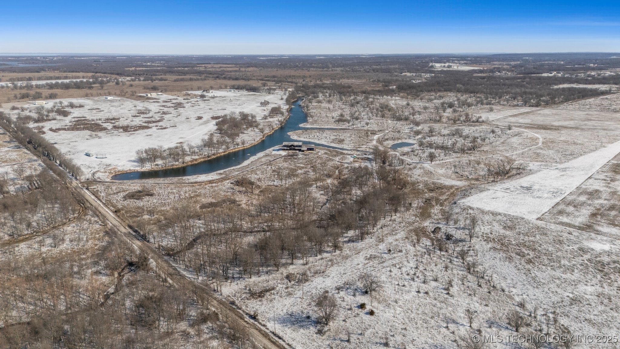 9501 S 4170 Road Property Photo 22