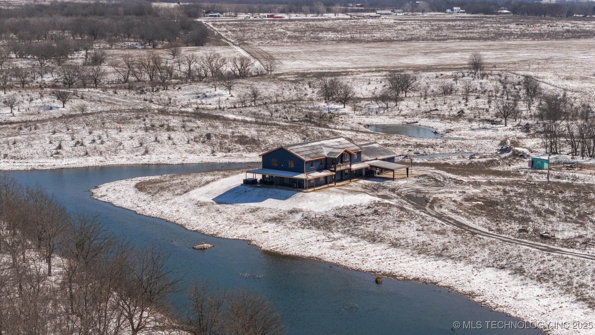 9501 S 4170 Road Property Photo 24