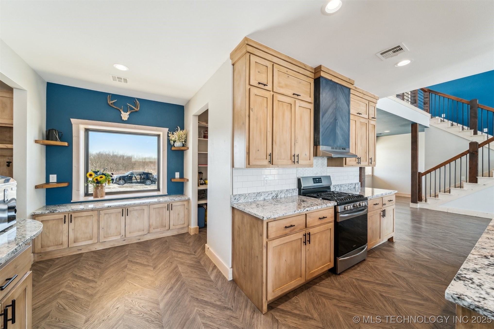 9501 S 4170 Road Property Photo 41