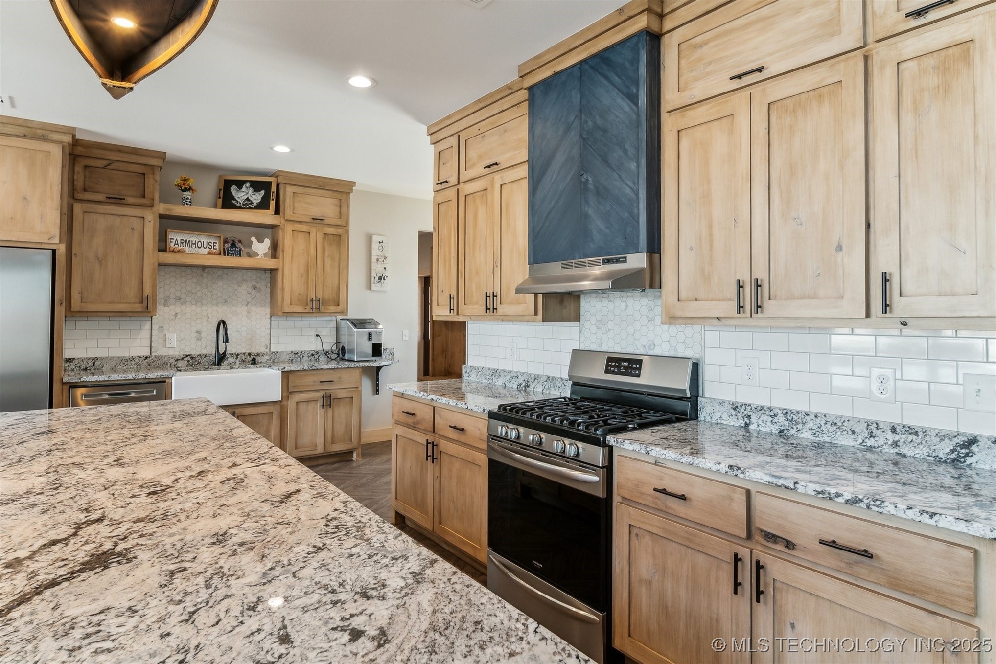 9501 S 4170 Road Property Photo 42