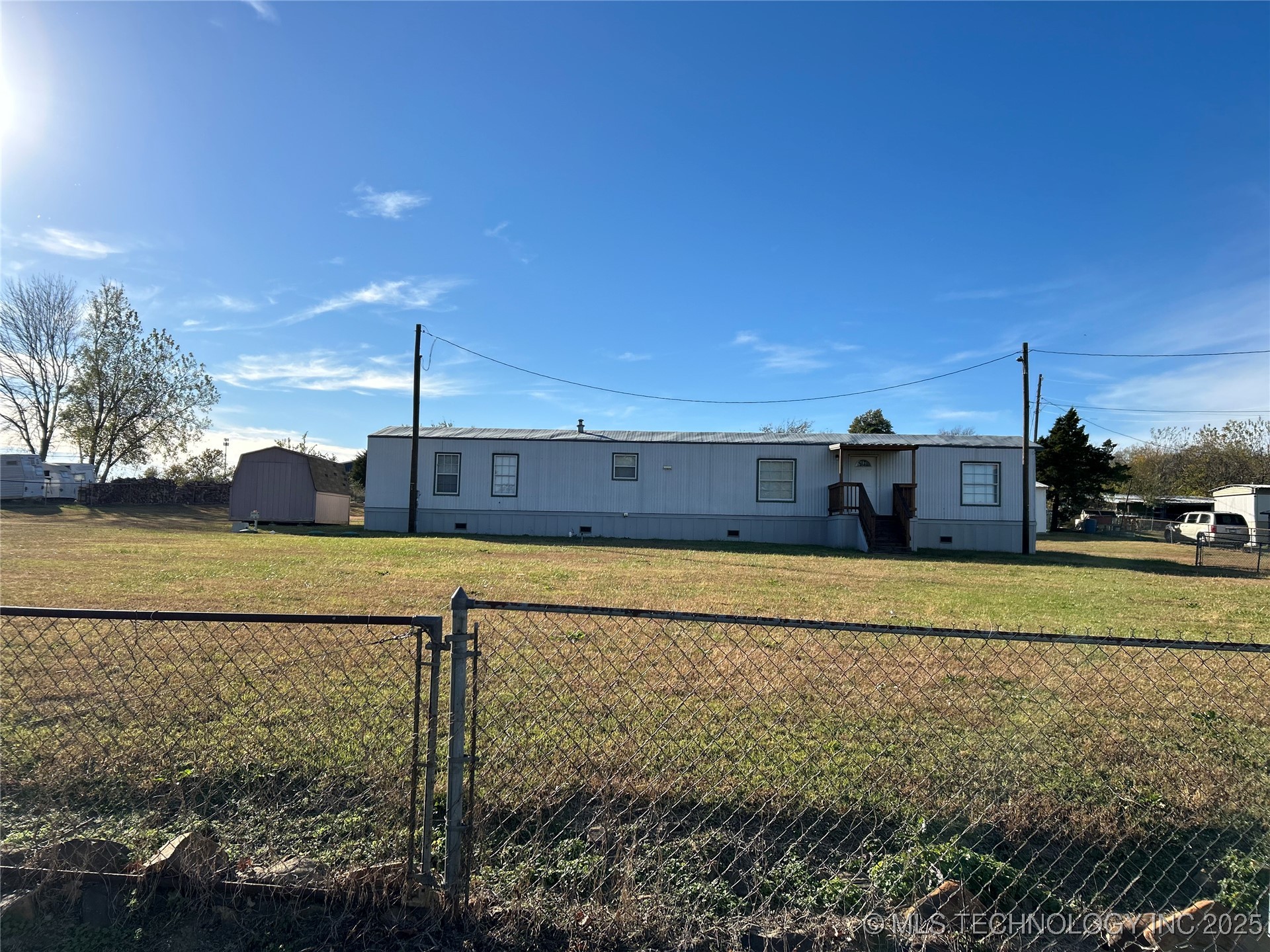 6006 S 155th West Avenue Property Photo 5