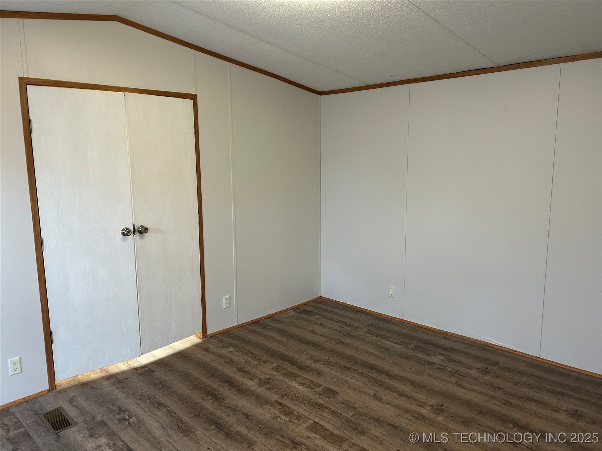 6006 S 155th West Avenue Property Photo 26