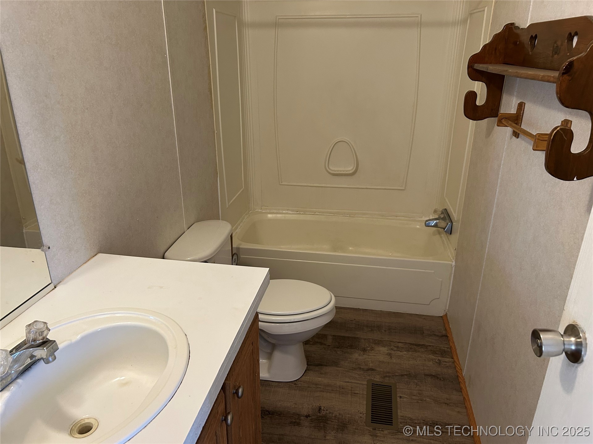 6006 S 155th West Avenue Property Photo 37