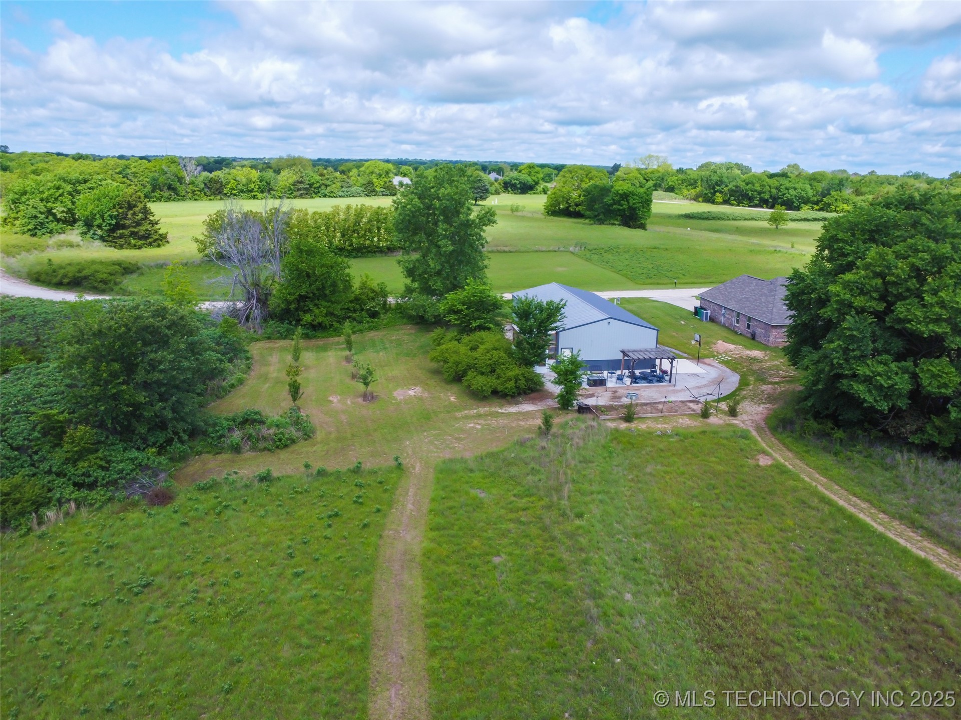 9 Mcclure Property Photo 44