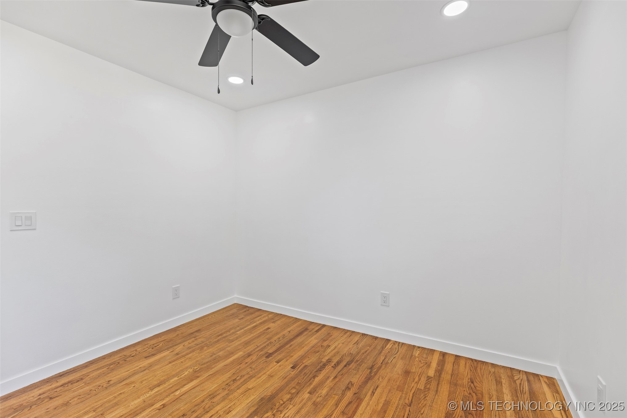 2021 Archdale Drive Property Photo 23