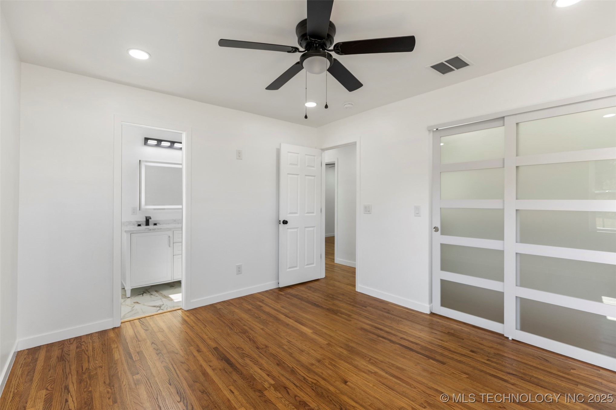 2021 Archdale Drive Property Photo 28