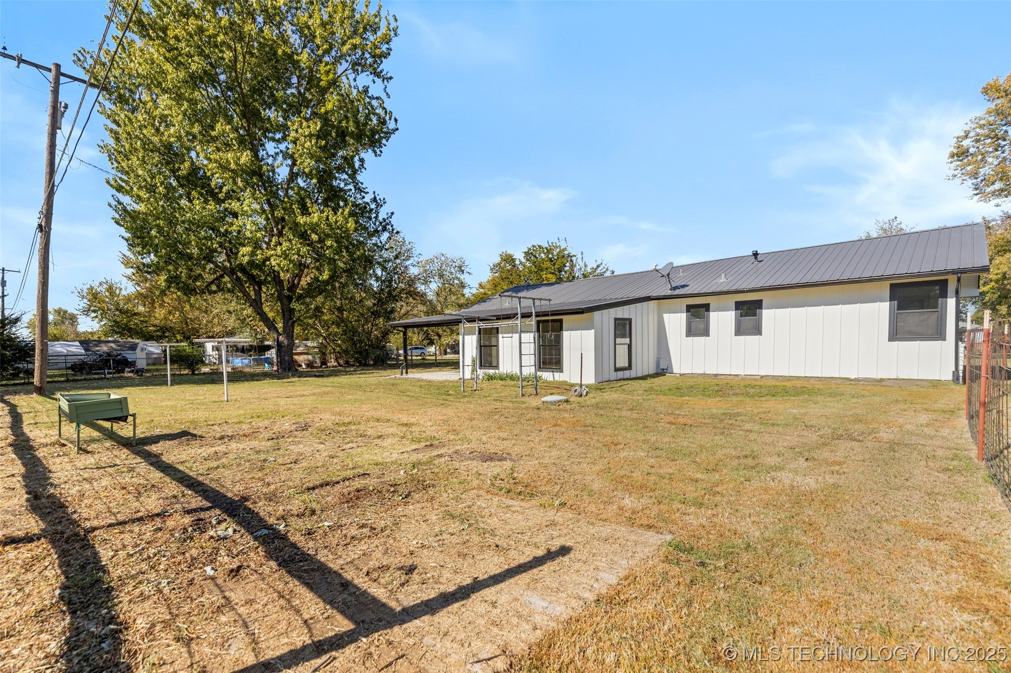 2021 Archdale Drive Property Photo 34