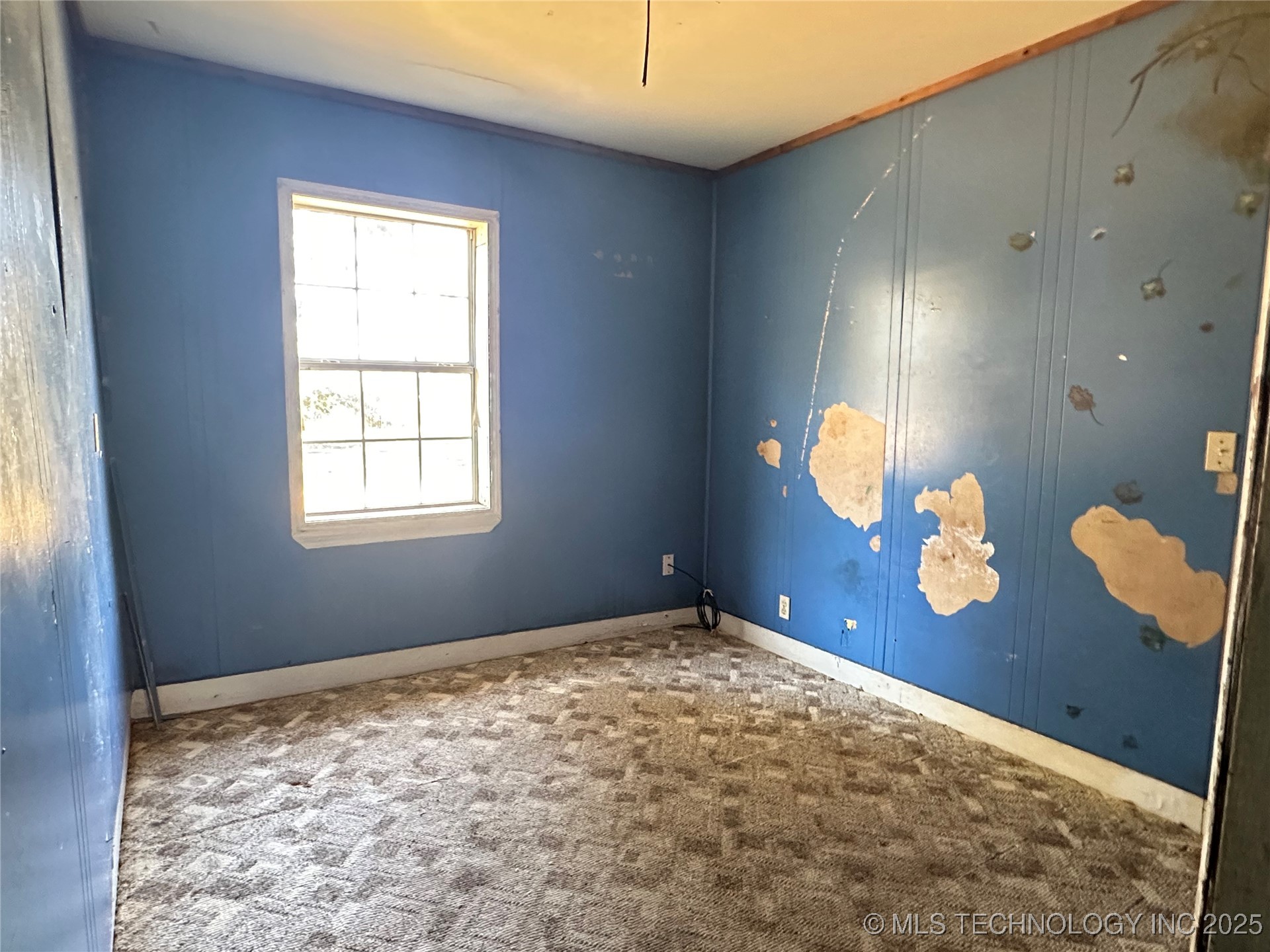 1400 W Seneca Street Property Photo 9