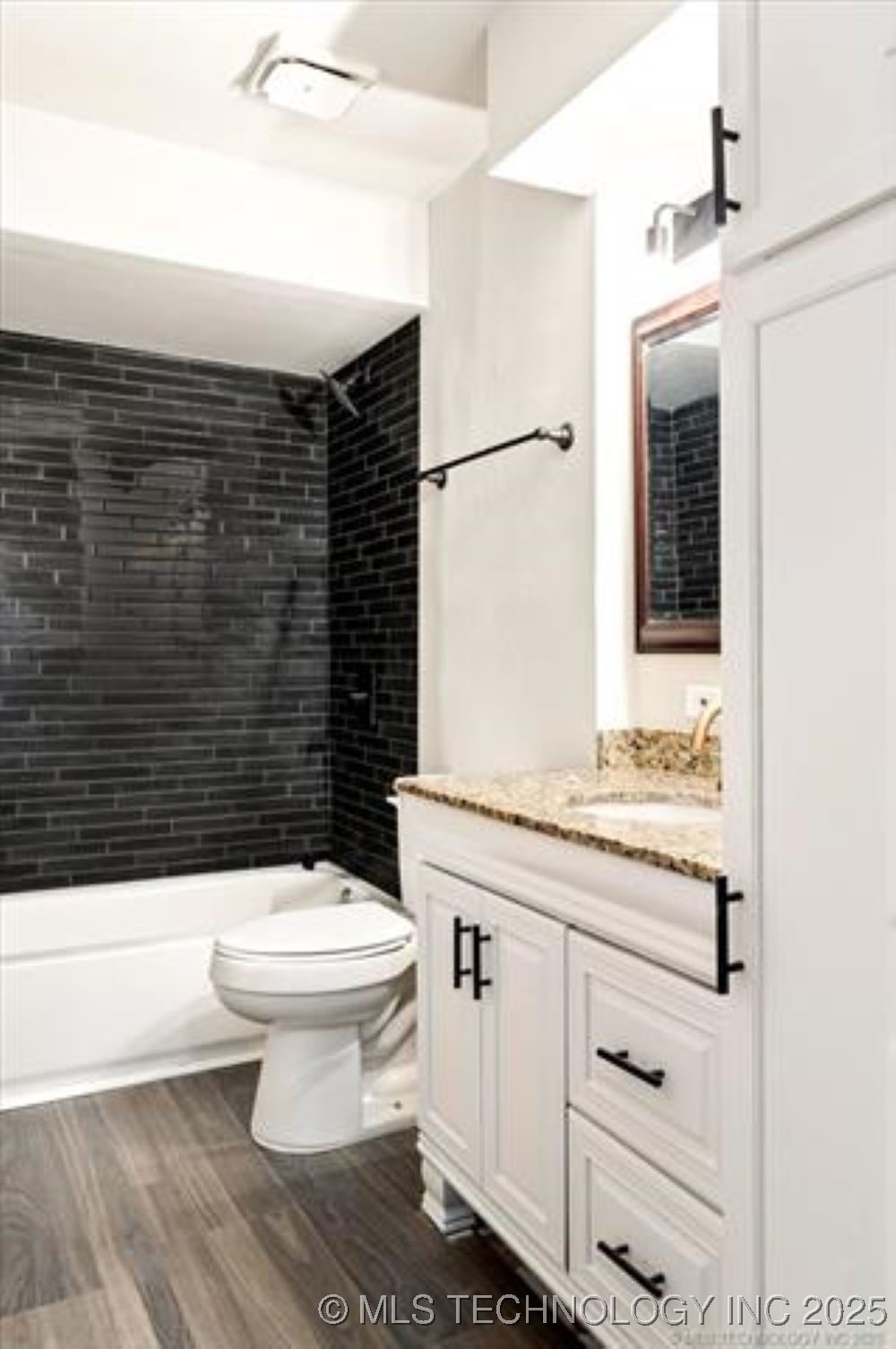 6812 S Toledo Avenue 311 Property Photo 17