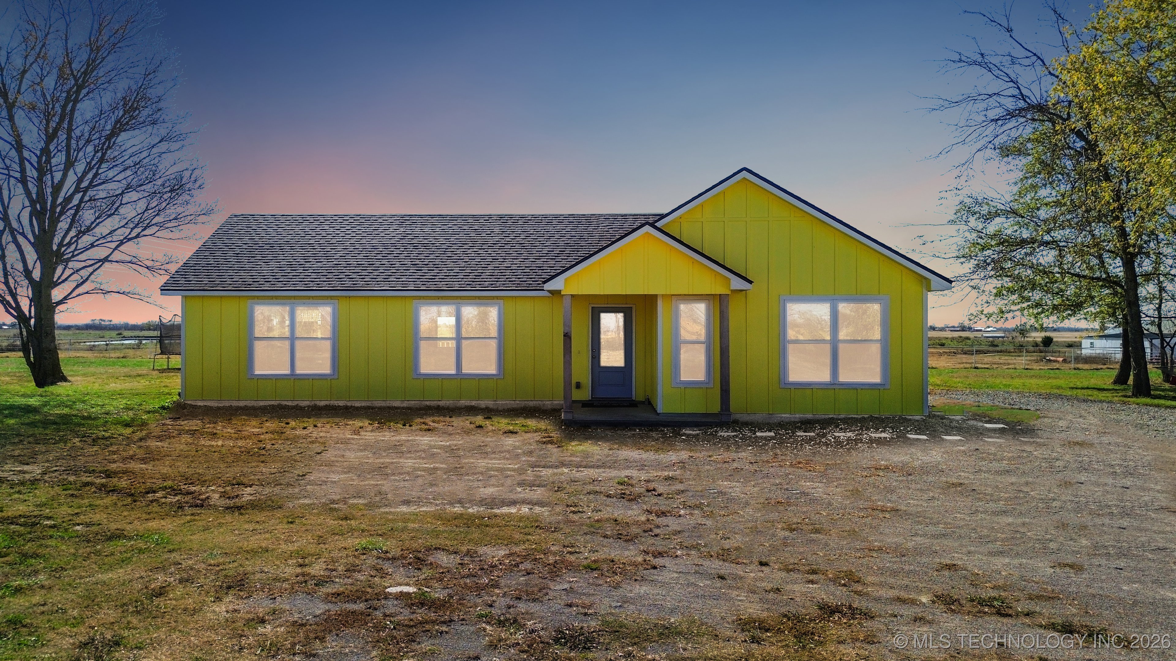 2152 E 430 Road Property Photo 1