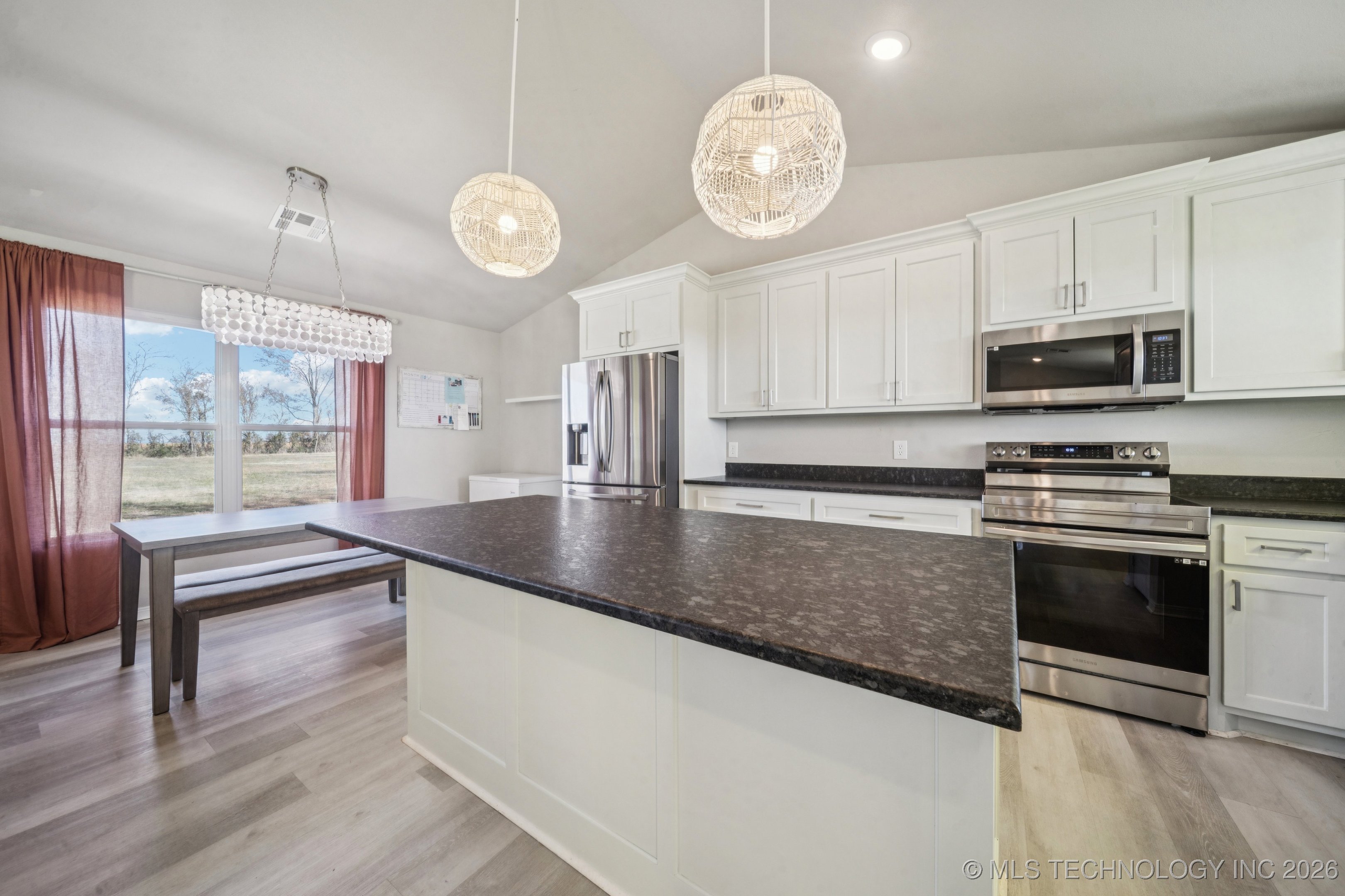 2152 E 430 Road Property Photo 14