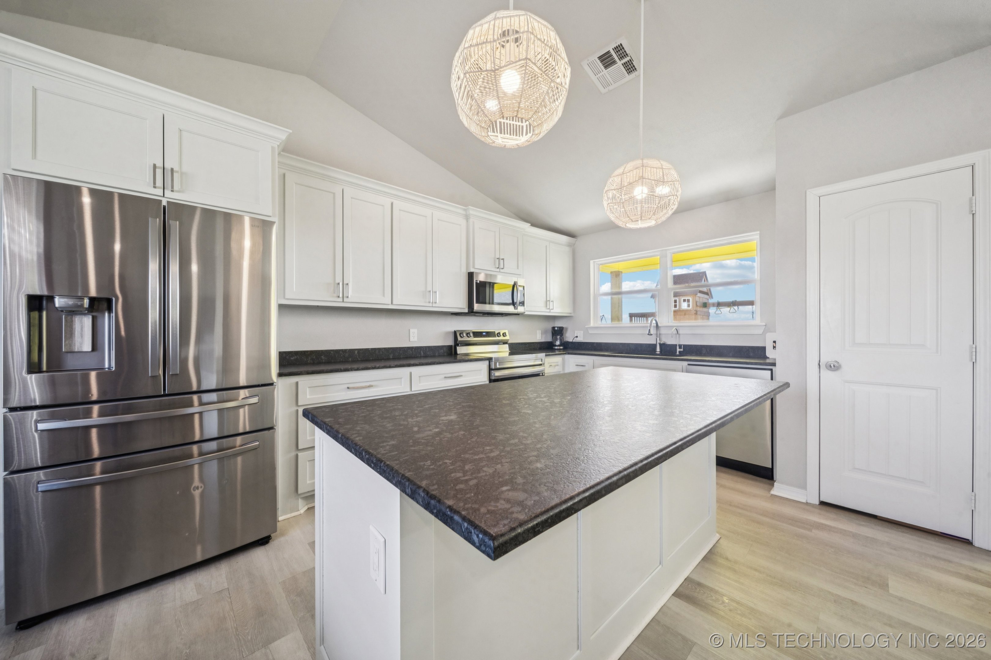 2152 E 430 Road Property Photo 17