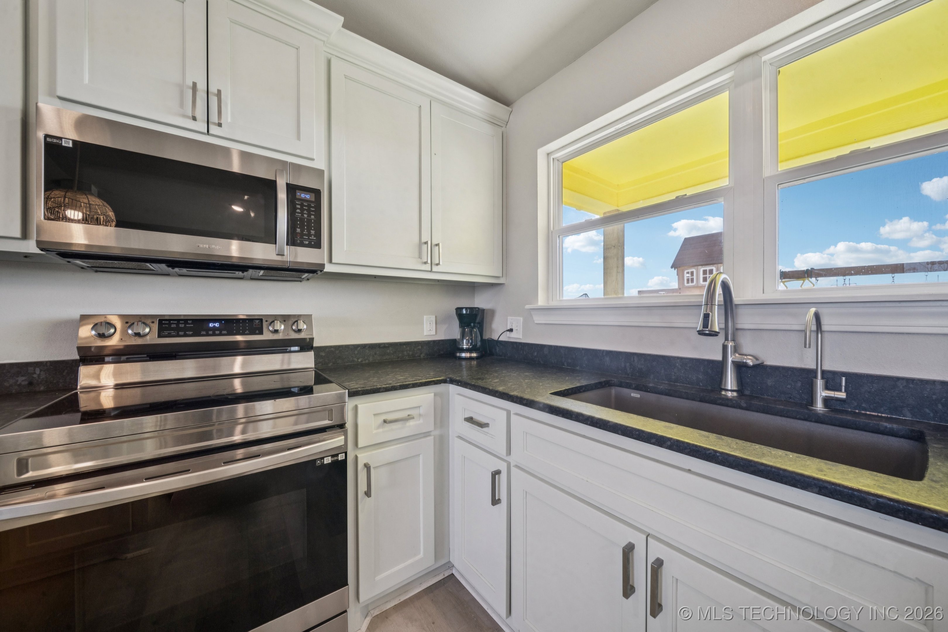 2152 E 430 Road Property Photo 20