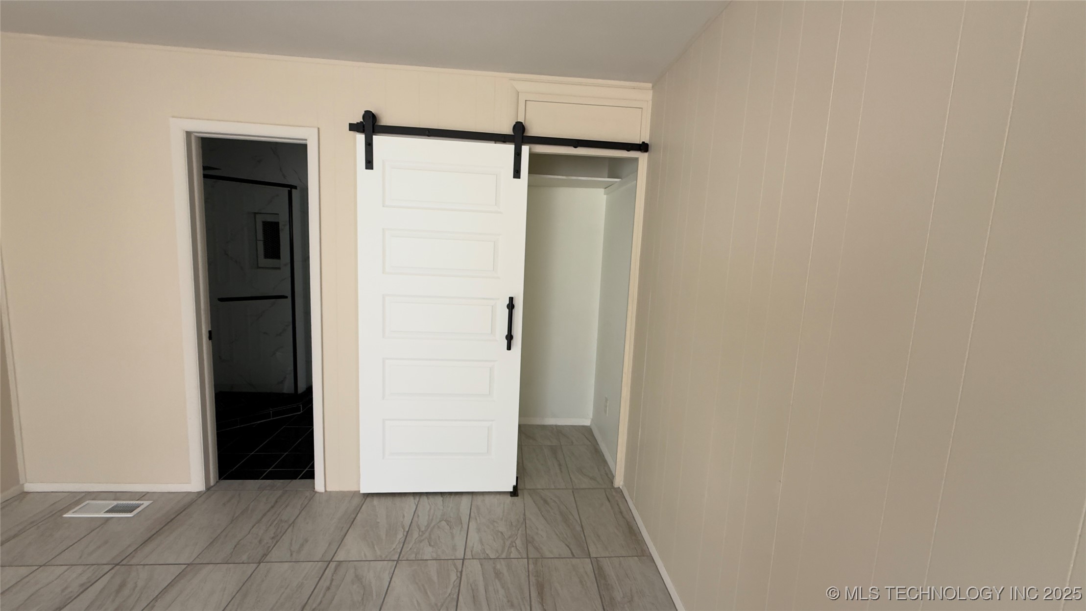 6701 E 9th Street Property Photo 16