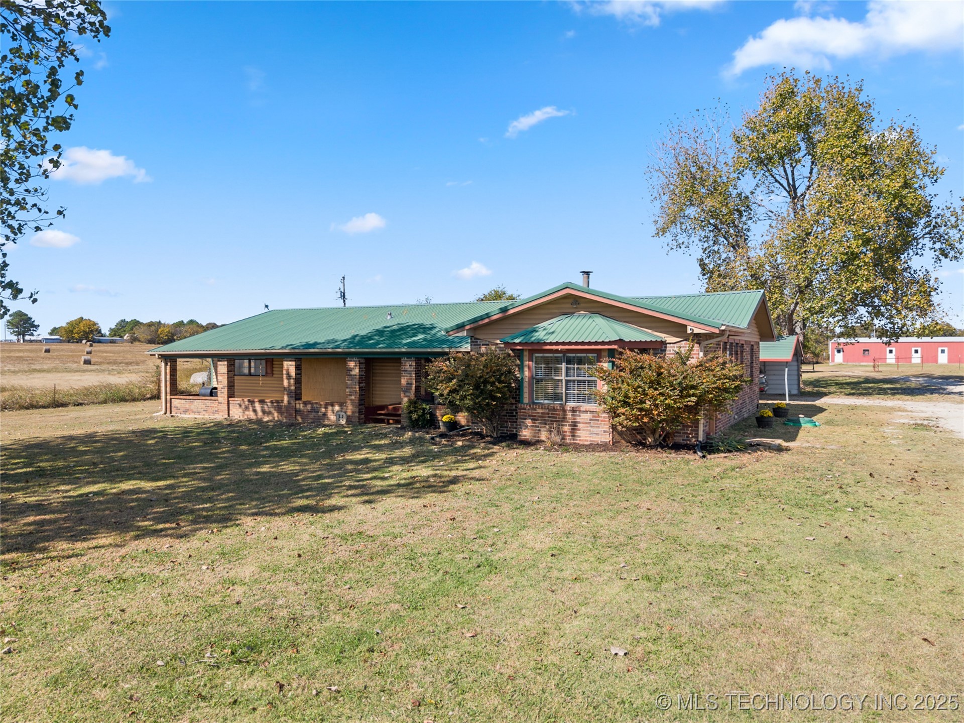 441 Acorn Property Photo 2