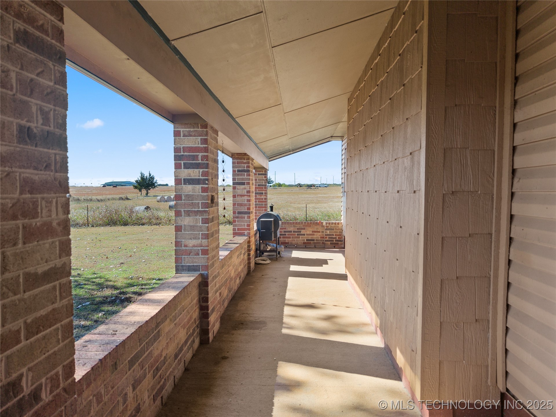 441 Acorn Property Photo 6