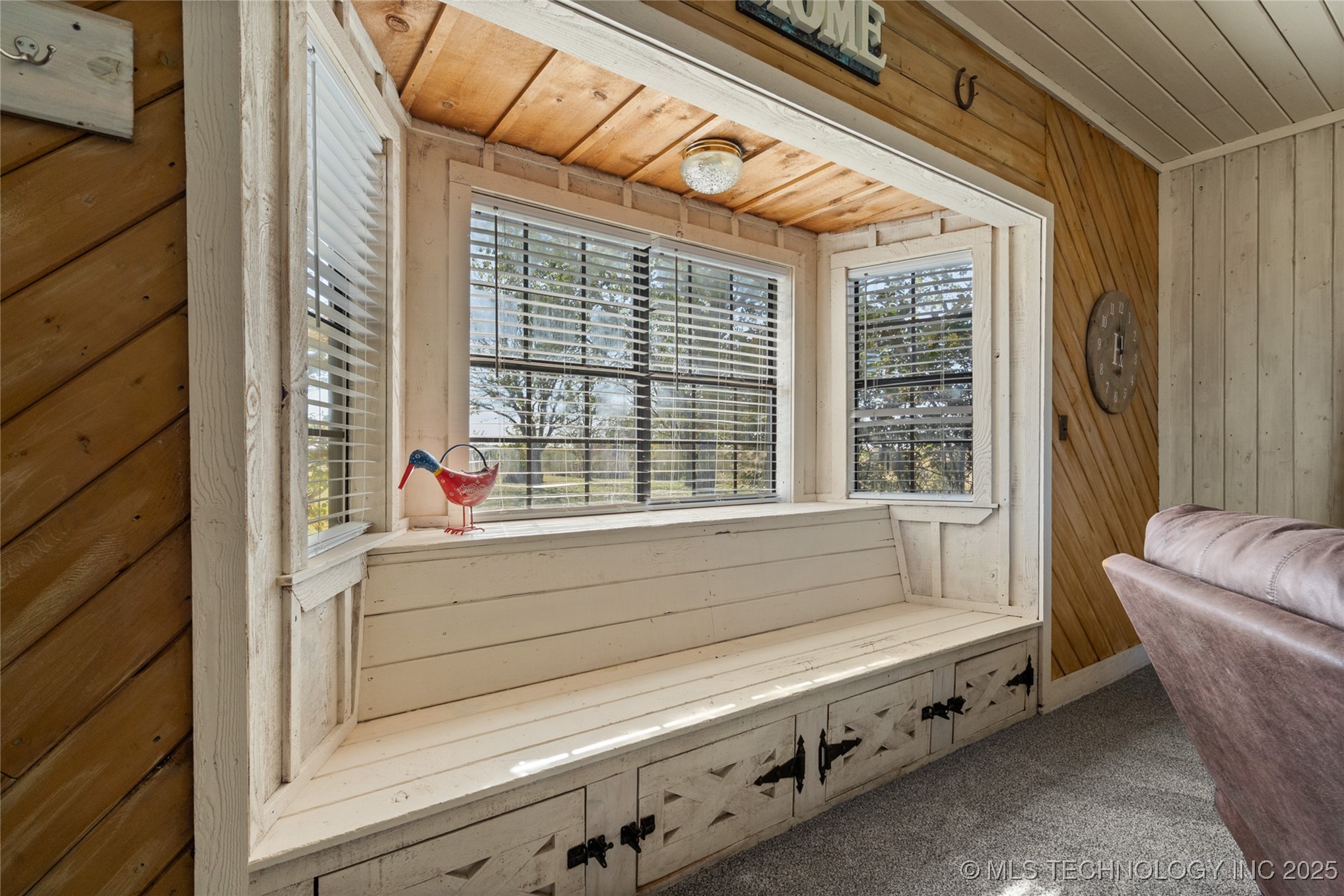 441 Acorn Property Photo 7