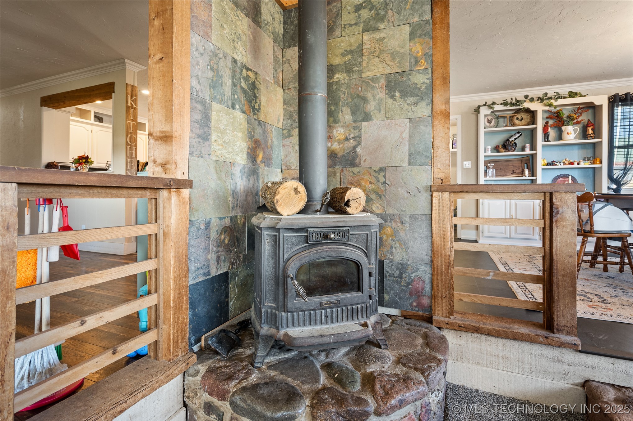 441 Acorn Property Photo 11