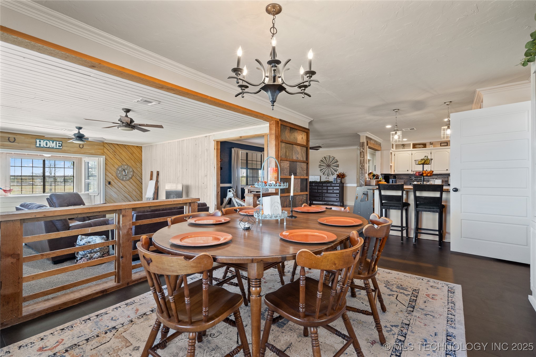 441 Acorn Property Photo 14