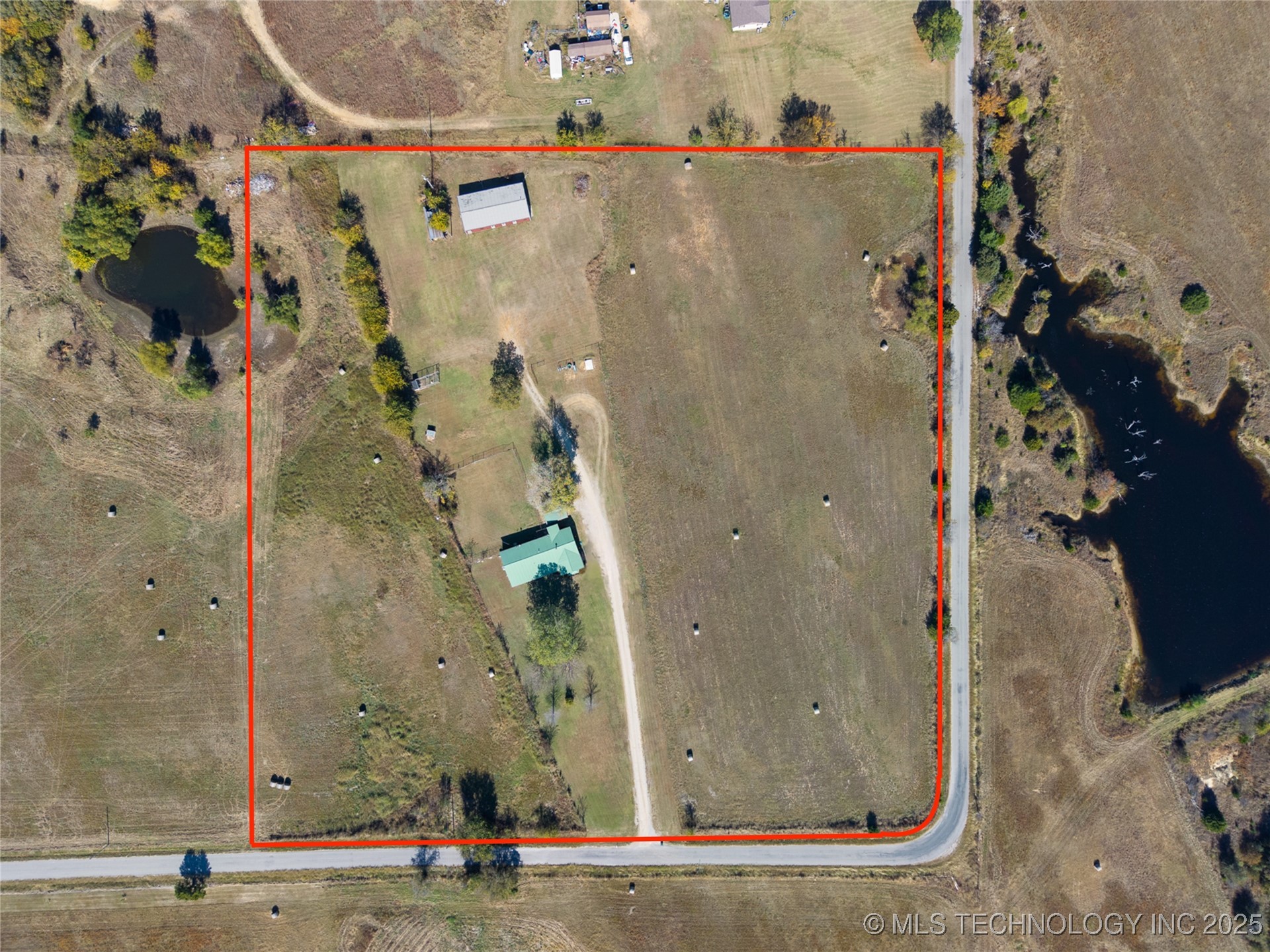 441 Acorn Property Photo 40