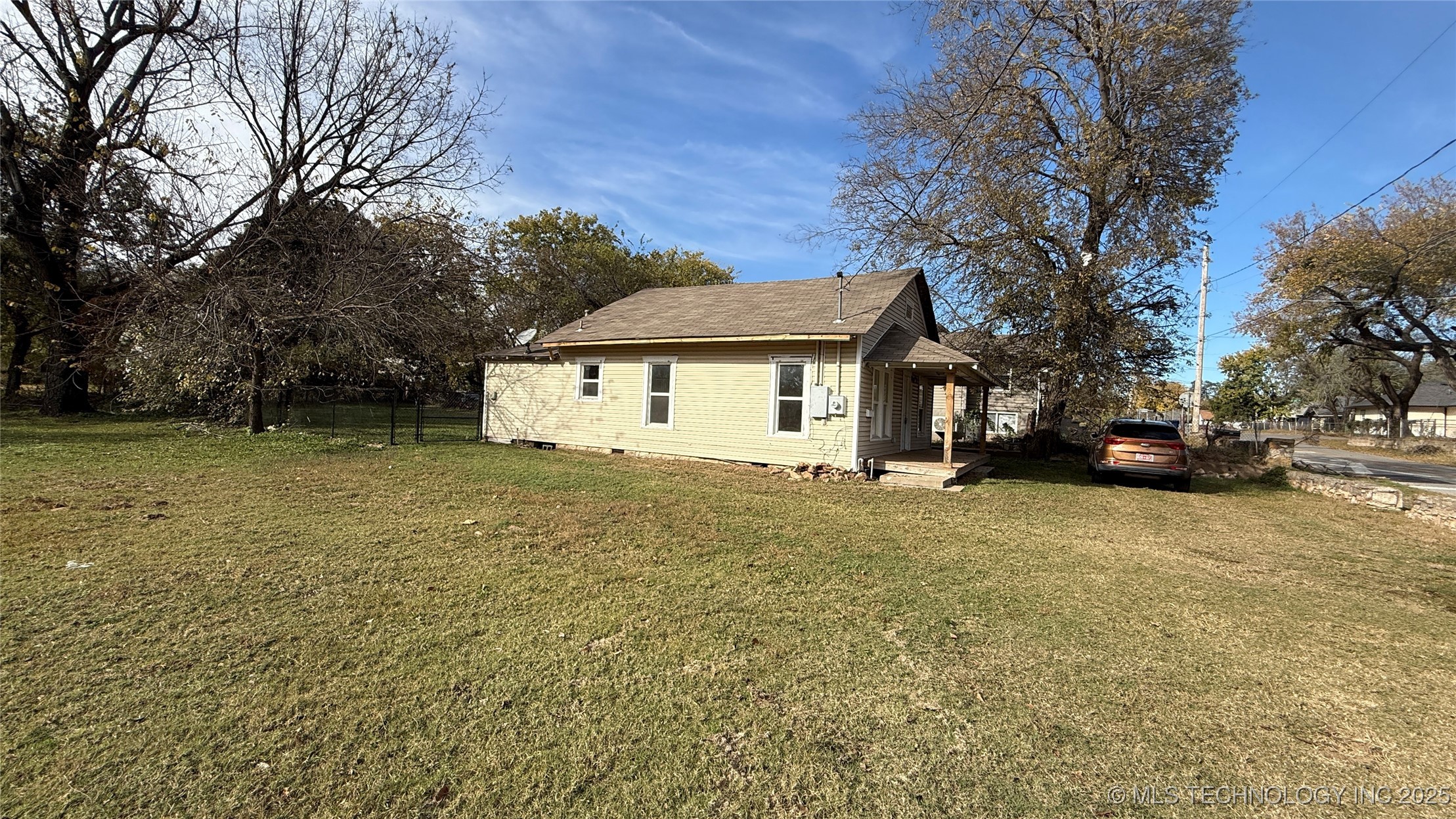 610 S 53rd West Avenue Property Photo 5