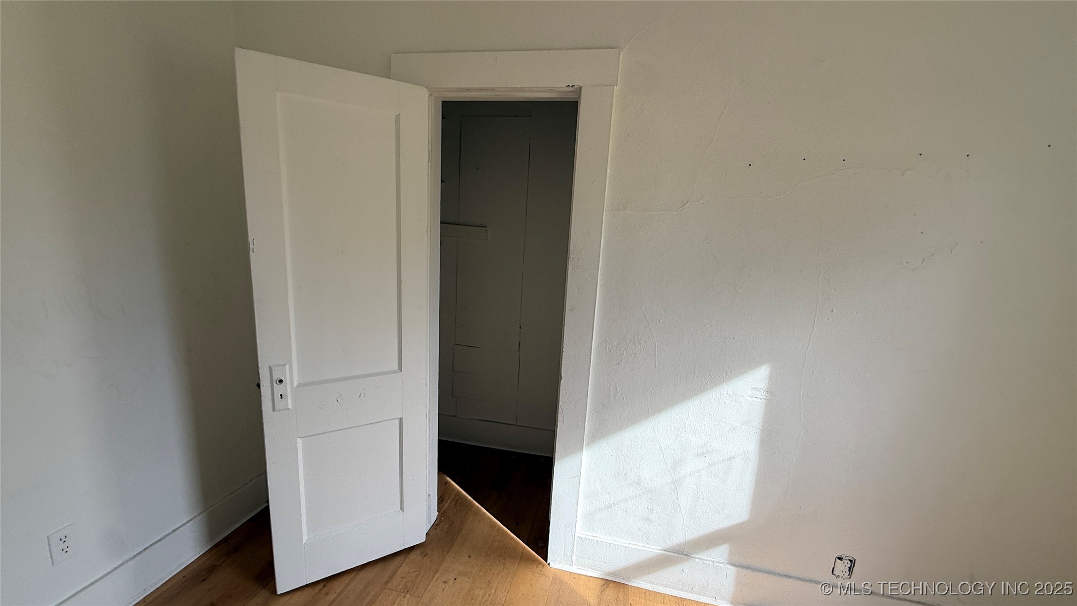 610 S 53rd West Avenue Property Photo 14