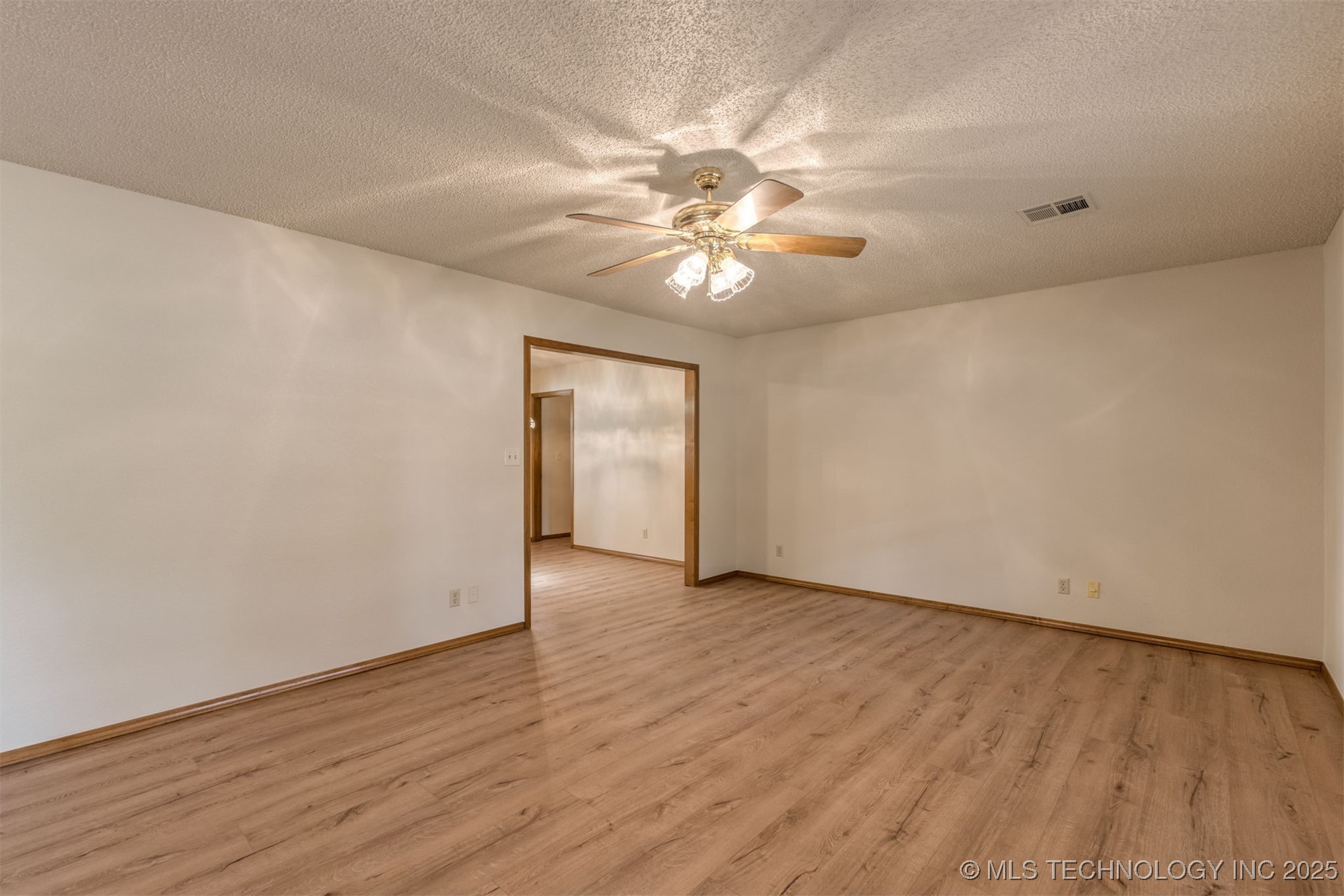 405 N Will Rogers Loop E Property Photo 15