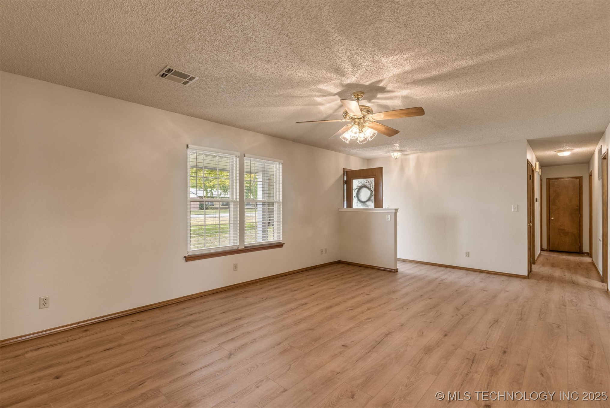 405 N Will Rogers Loop E Property Photo 17