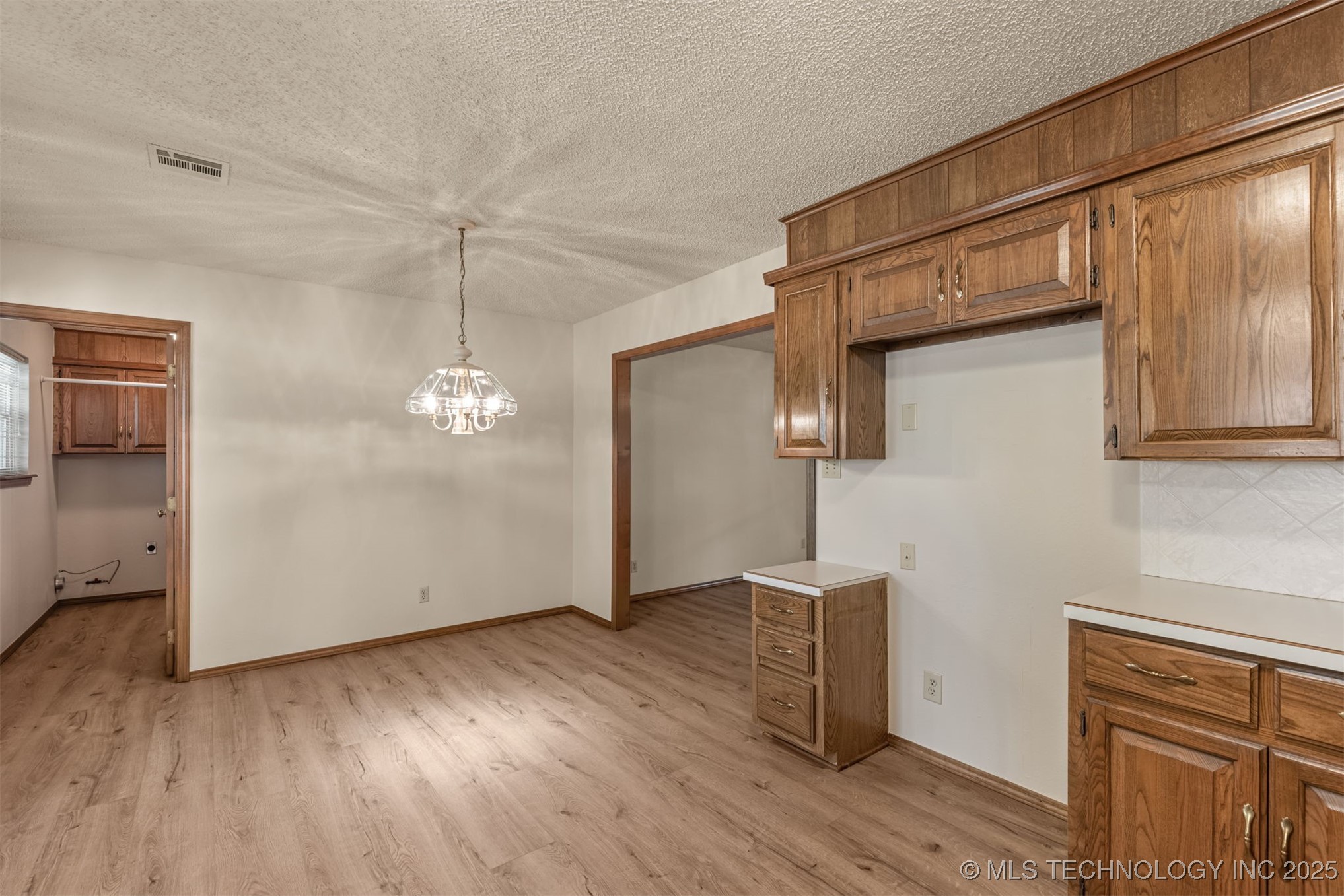 405 N Will Rogers Loop E Property Photo 22