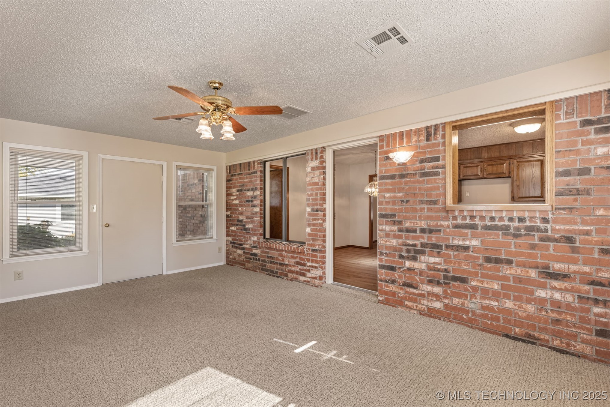 405 N Will Rogers Loop E Property Photo 29