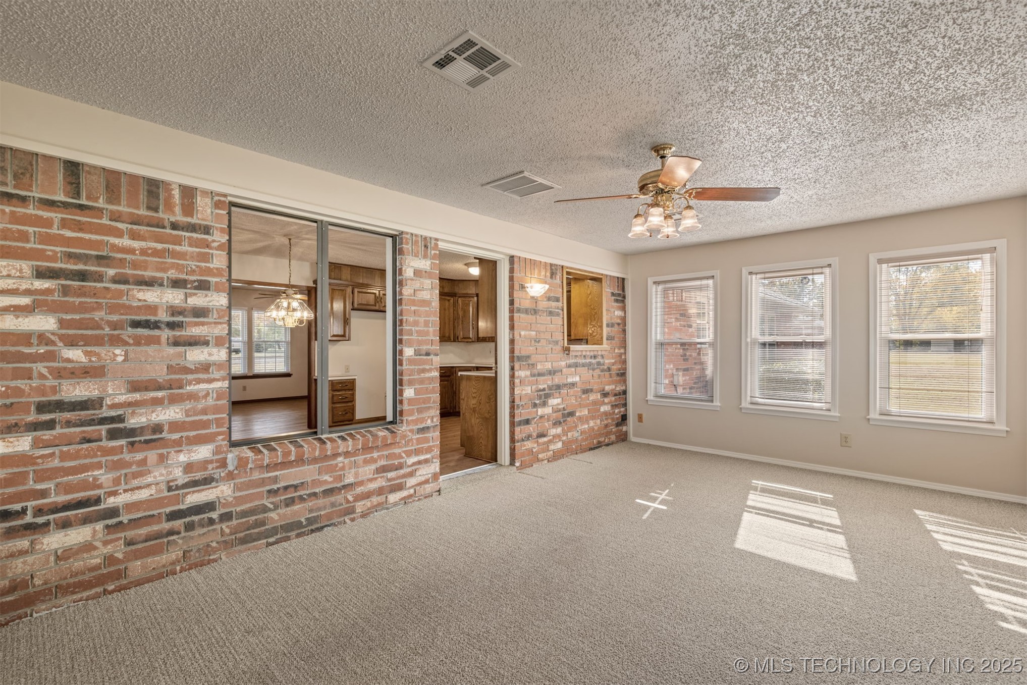 405 N Will Rogers Loop E Property Photo 30