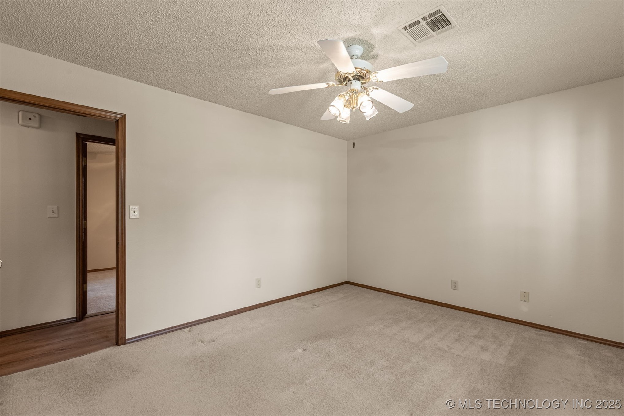 405 N Will Rogers Loop E Property Photo 44