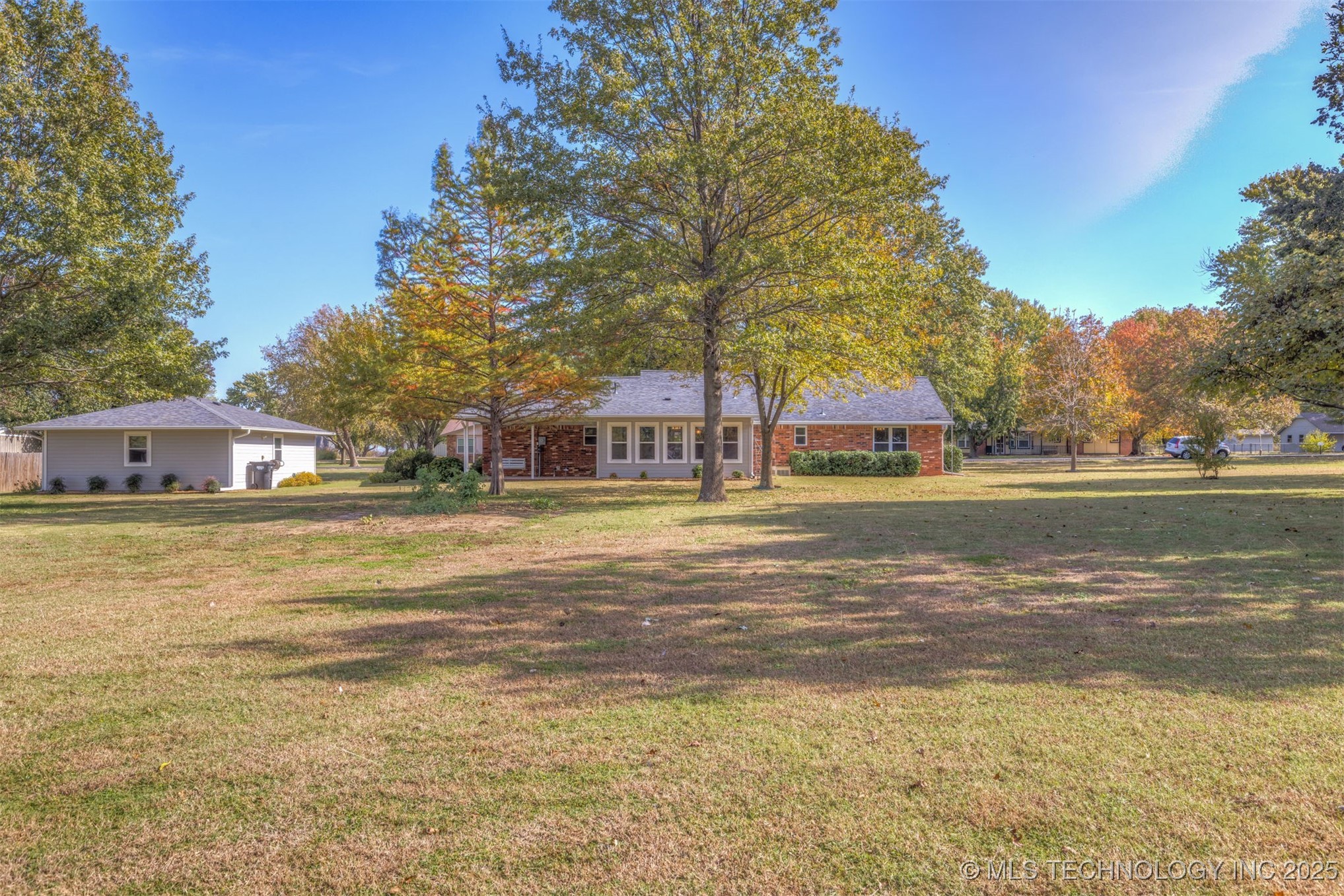 405 N Will Rogers Loop E Property Photo 60