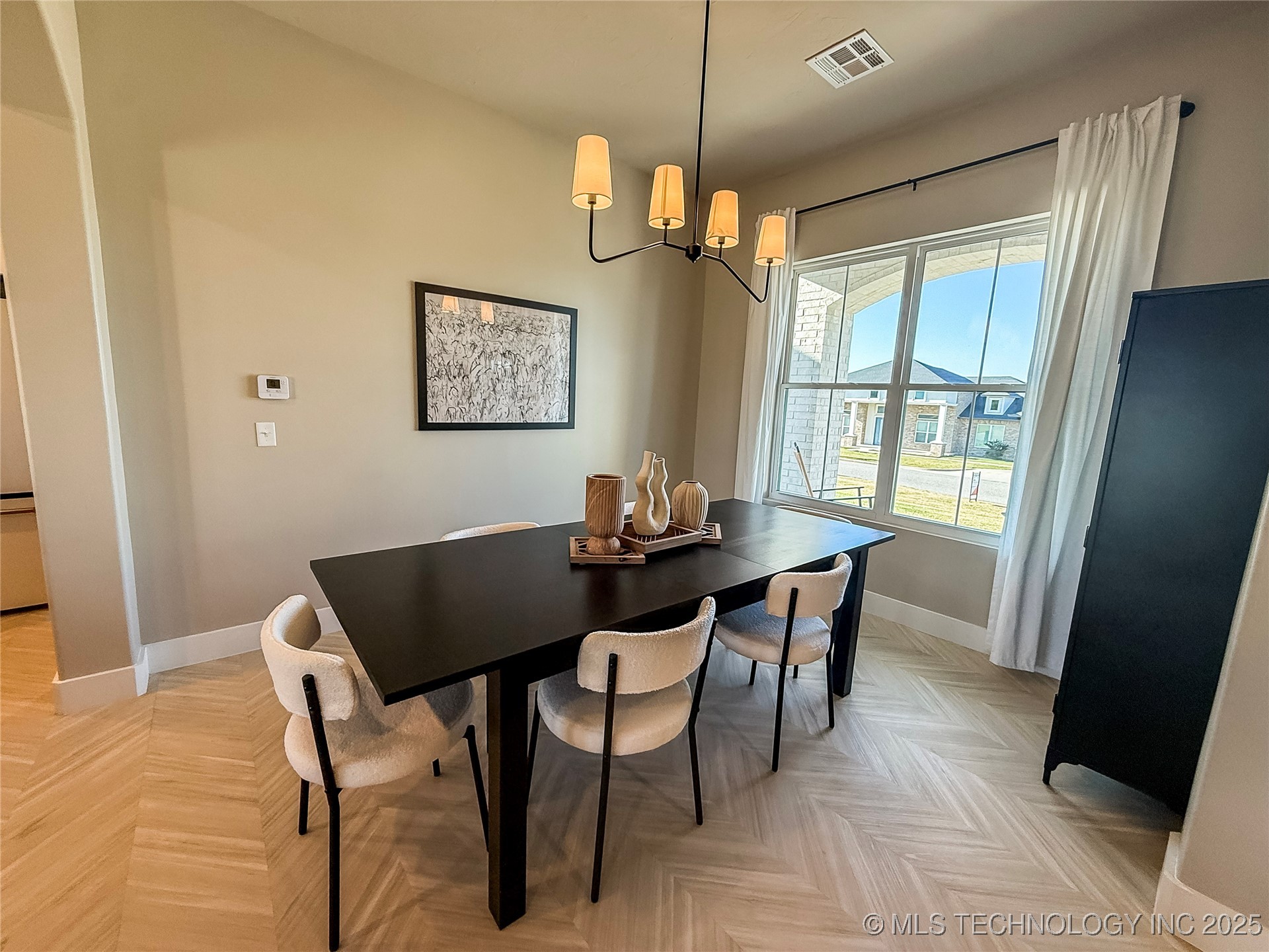 808 W Prairie View Road Property Photo 10