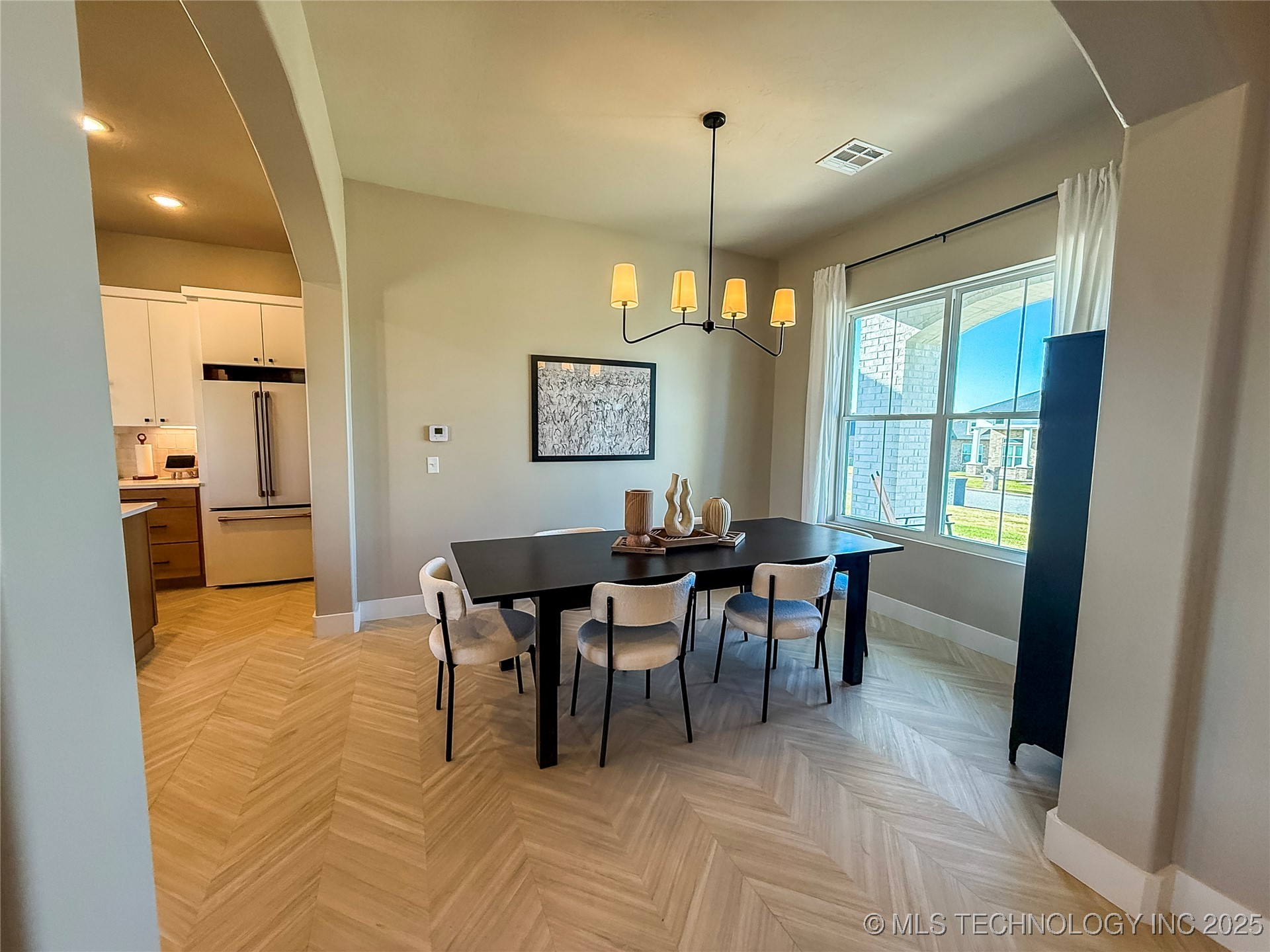 808 W Prairie View Road Property Photo 12