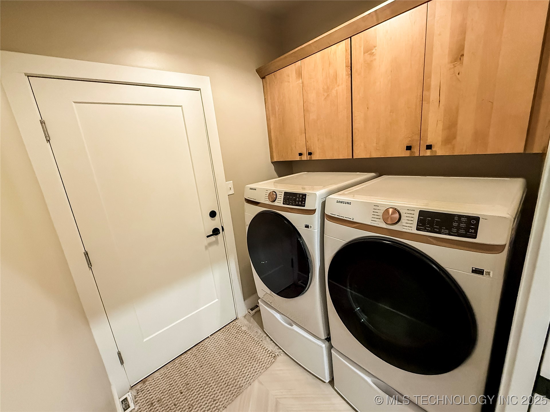 808 W Prairie View Road Property Photo 24