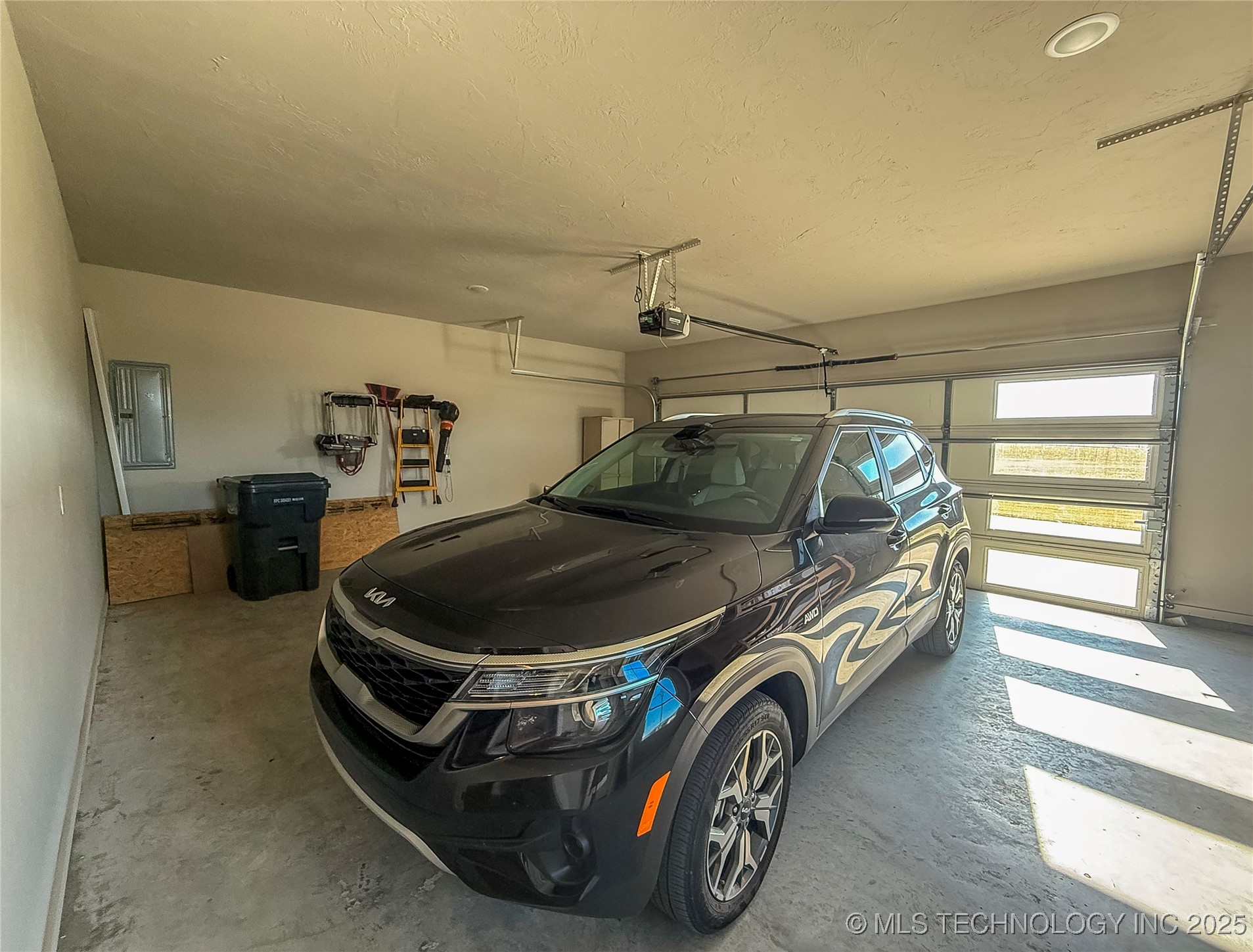 808 W Prairie View Road Property Photo 26