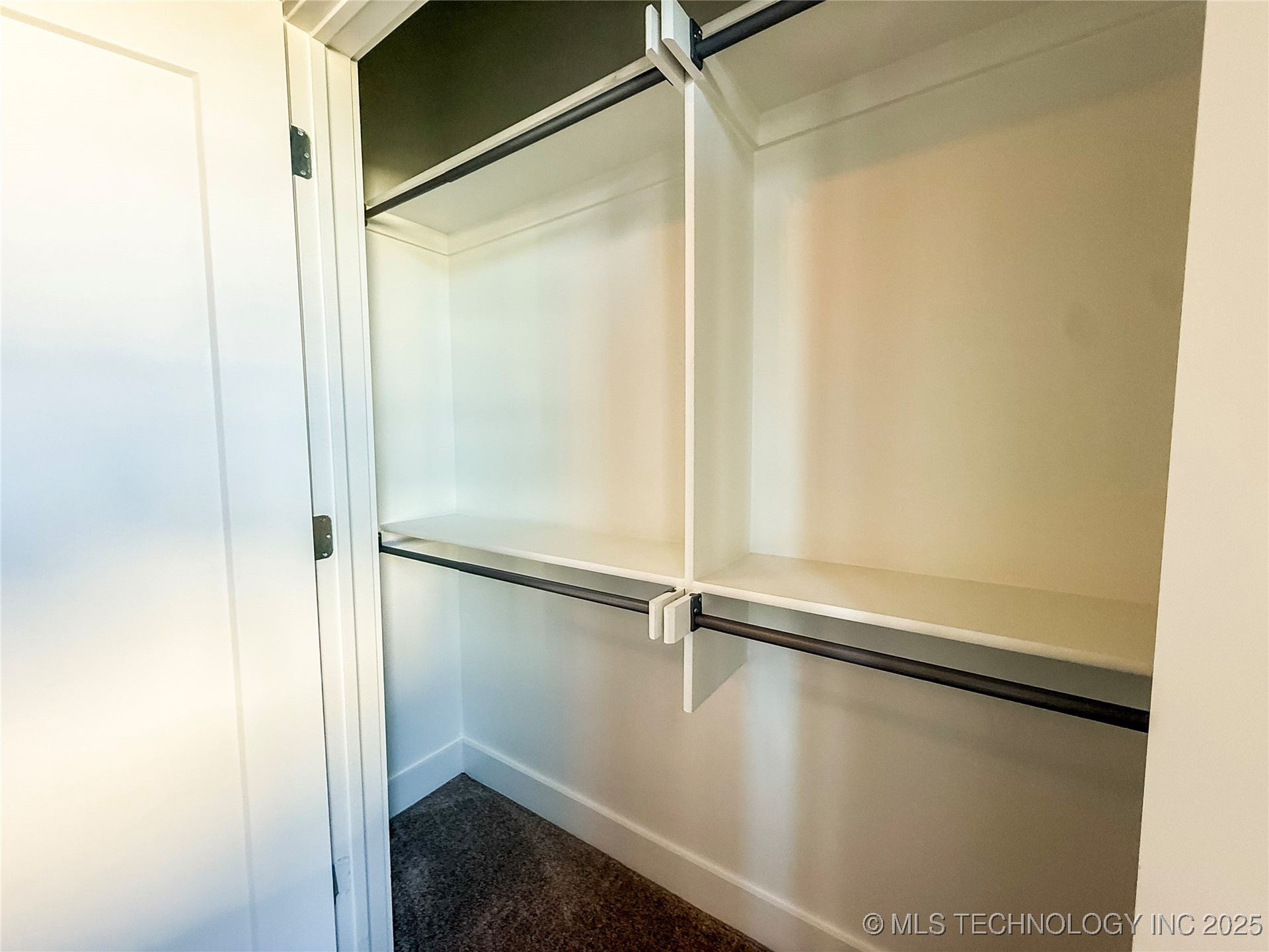 808 W Prairie View Road Property Photo 37