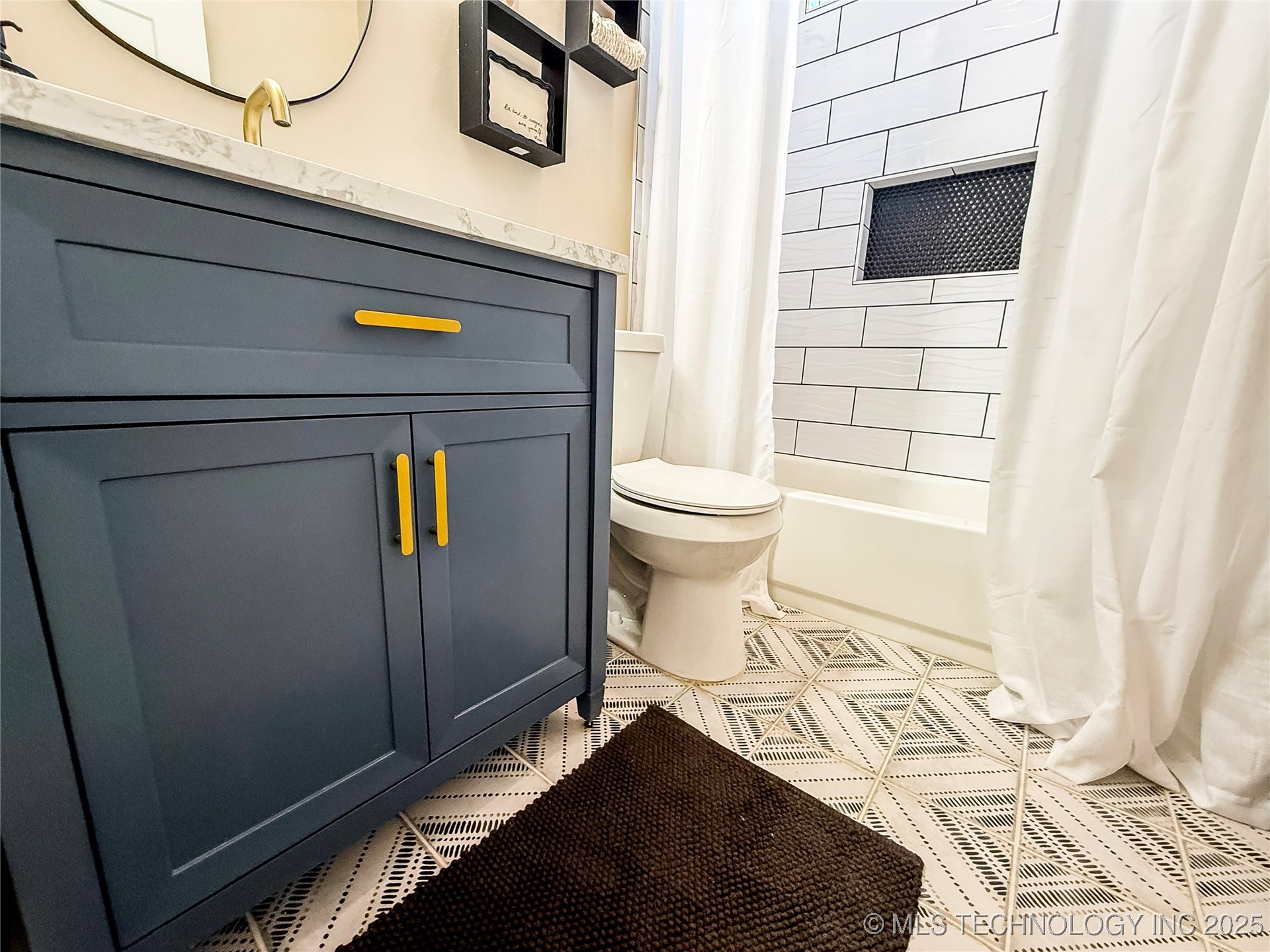 808 W Prairie View Road Property Photo 38