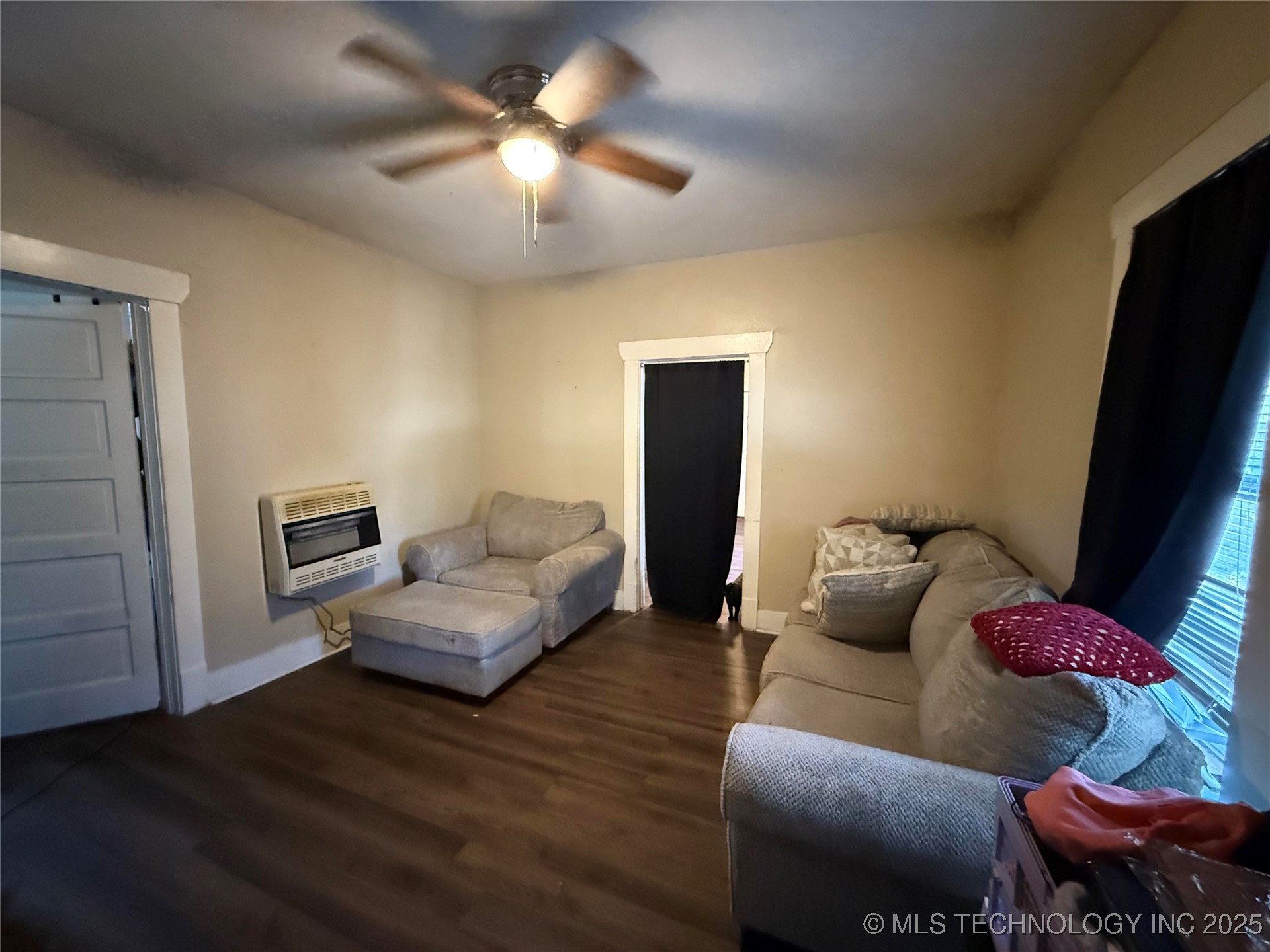 817 3rd Ne Property Photo 4