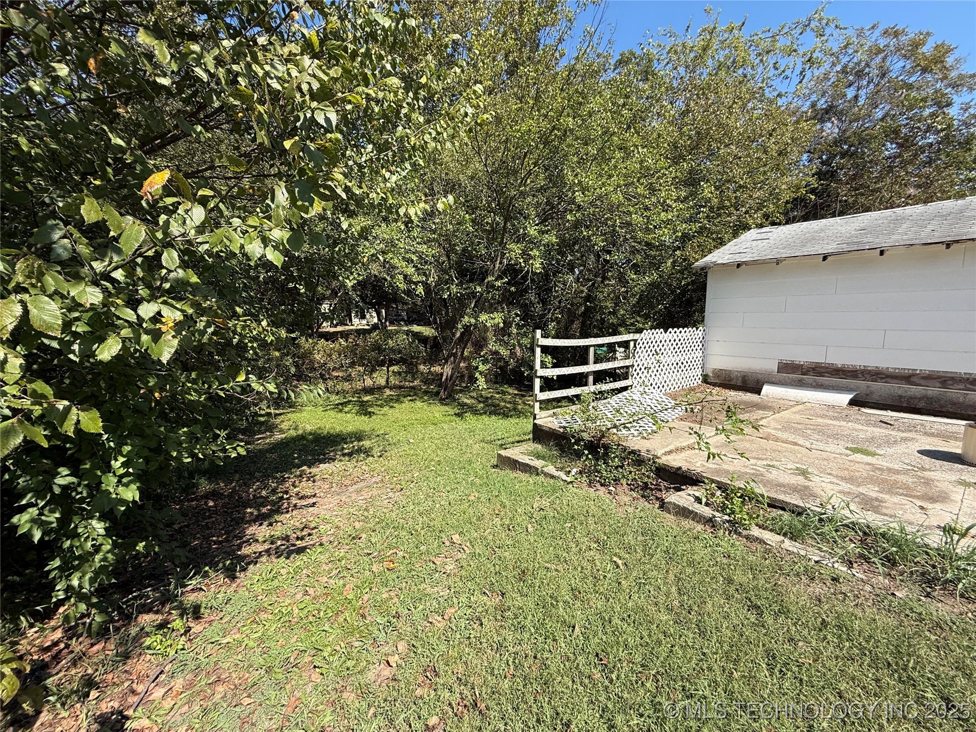 817 3rd Ne Property Photo 5