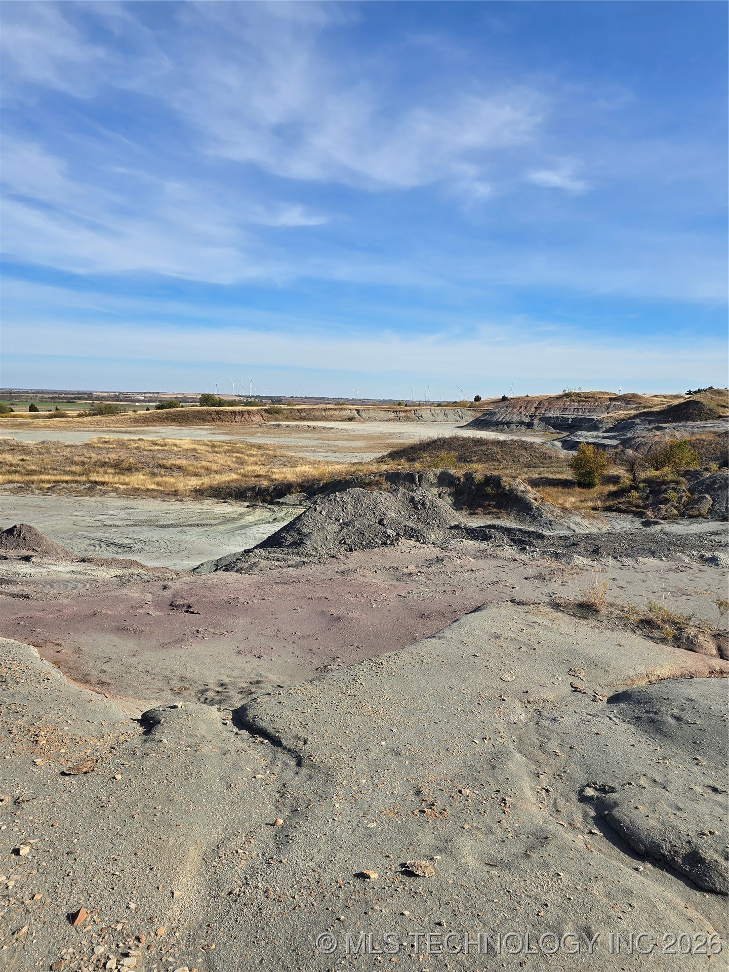 60th Property Photo 18