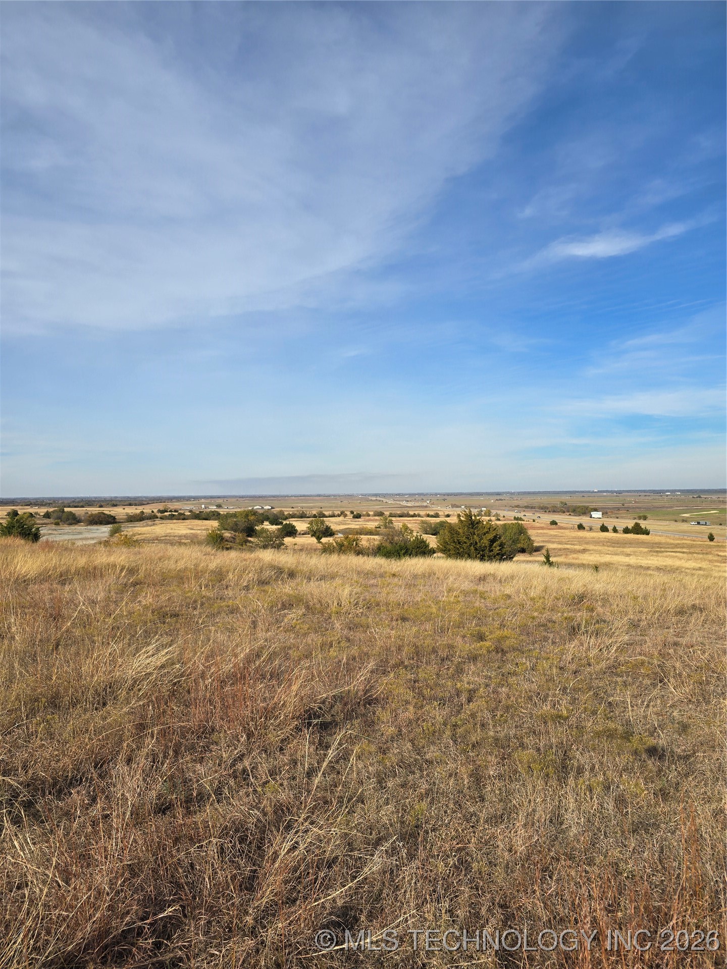 60th Property Photo 23