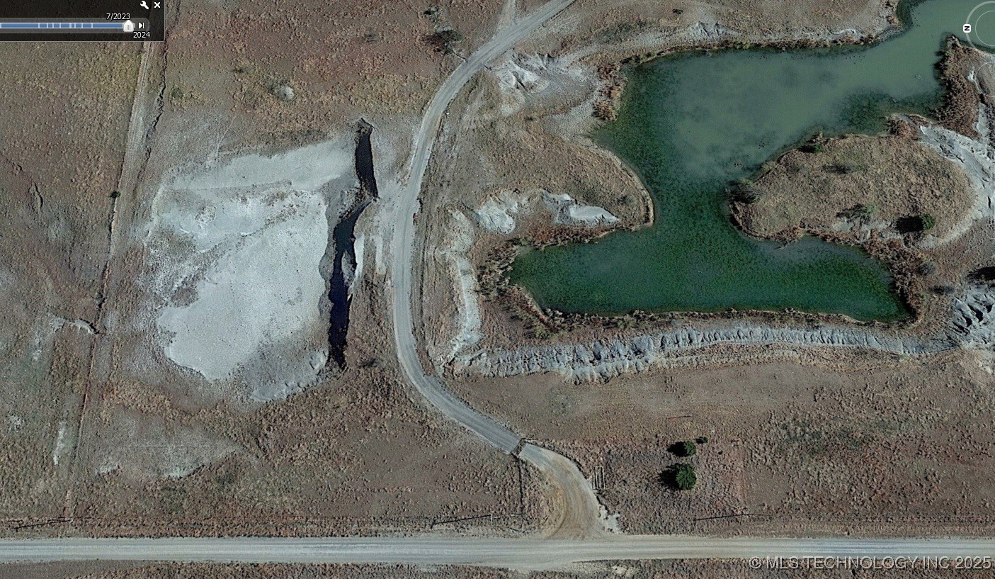 60th Property Photo 27