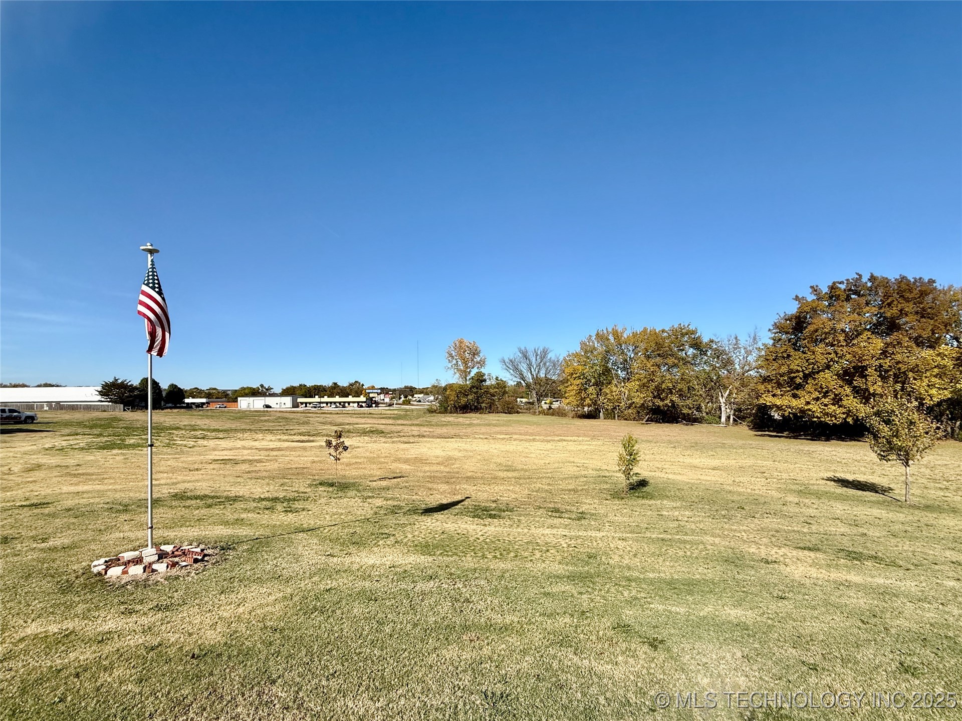 12336 S 273rd East Avenue Property Photo 4