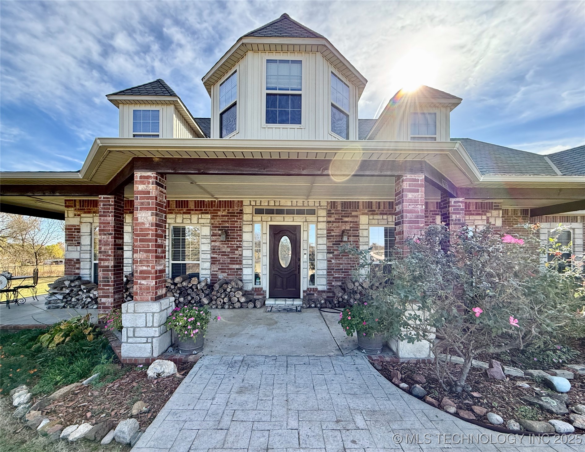 12336 S 273rd East Avenue Property Photo 6