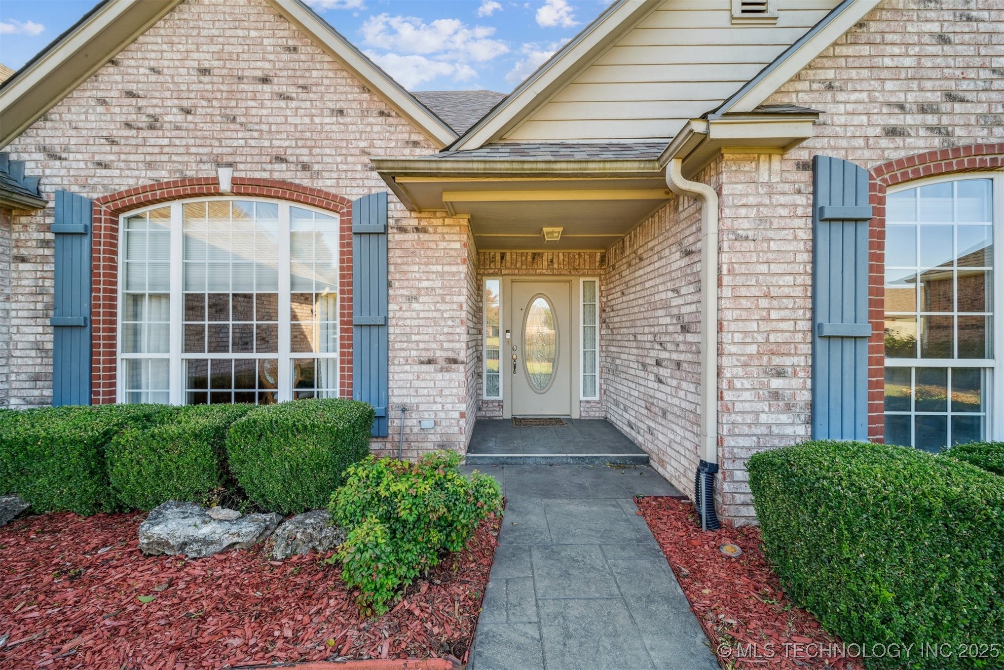 10314 E 92nd Place N Property Photo 6